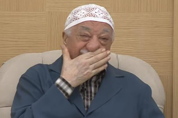 FETÖ çözülmeyi önlemek için 'rüya'da sınır tanımıyor