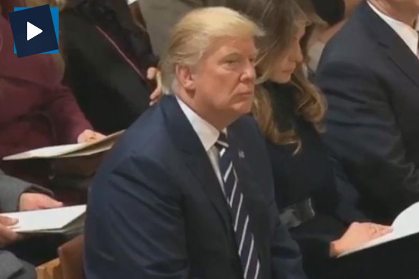 Trump Ulusal Katedral'deki dini törende Kur'an dinledi