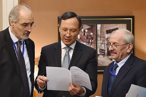 Abdrahmanov, rejim ve muhalefet temsilcileriyle görüştü