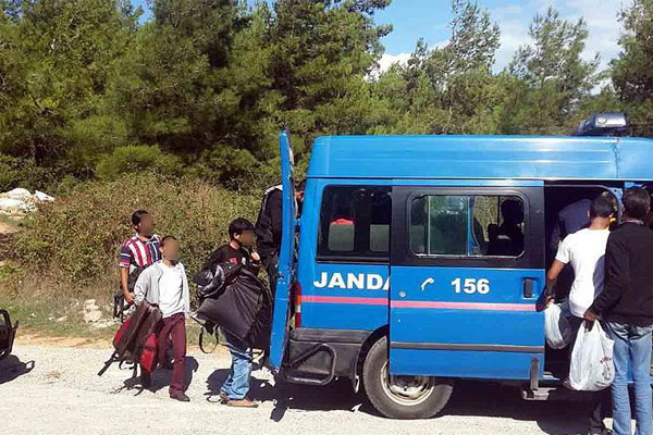 Kırklareli'nde 102 kaçak yakalandı