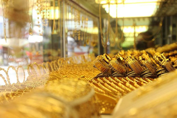 Altın 2 ayın en yüksek seviyesinde