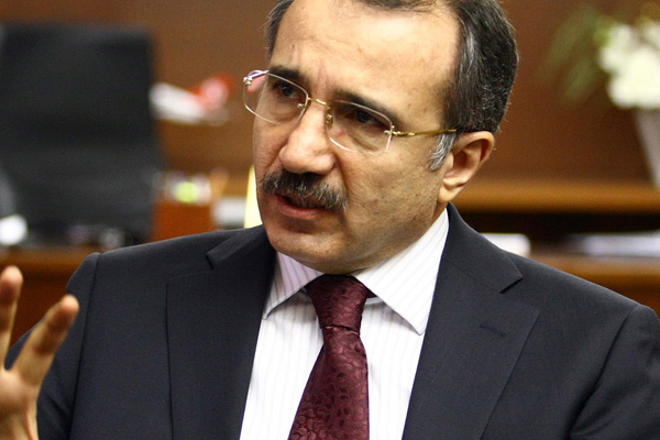 AK Parti'li eski bakan Başkanlığa bayrak açtı