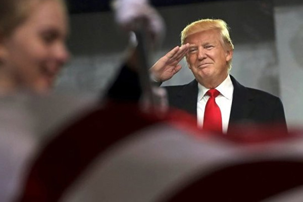 Donald Trump'tan Sisi'ye davet