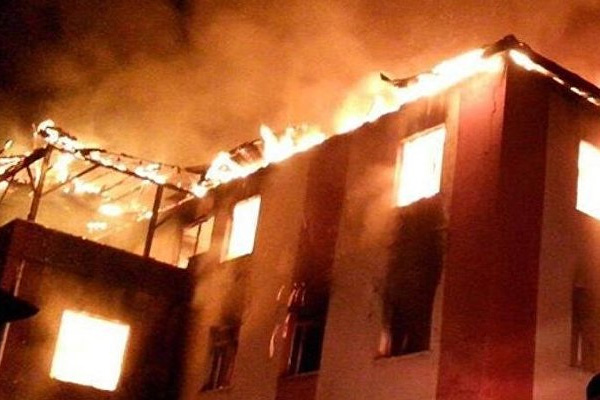 Adana'daki yurt yangınıyla ilgili tahliye