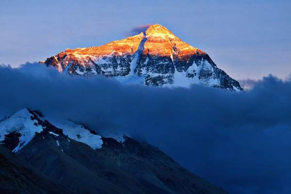 Everest yeniden ölçülecek
