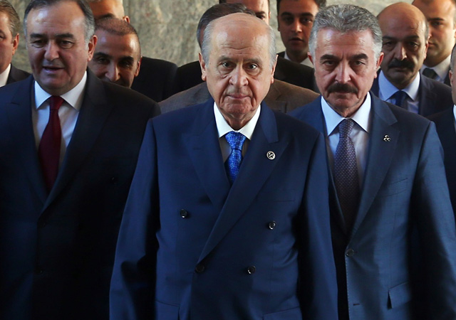 'Bahçeli ya zengin edildi ya da...'
