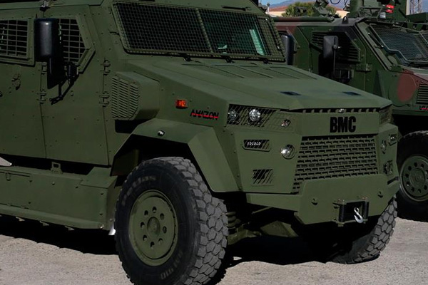 İki ülke arasında zırhlı araç krizi