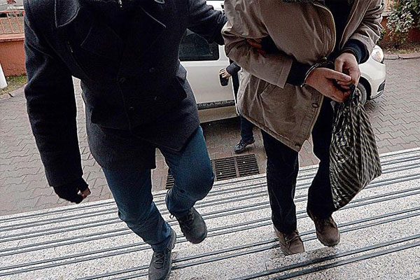 PKK operasyonunda 17 öğretmen gözaltına alındı