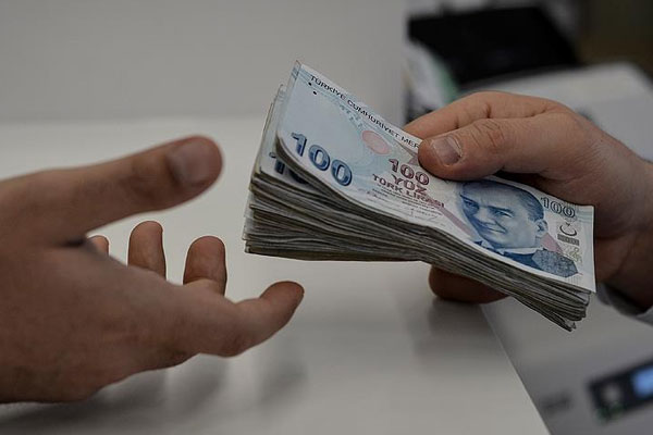 Müezzinoğlu'ndan emeklilere promosyon müjdesi