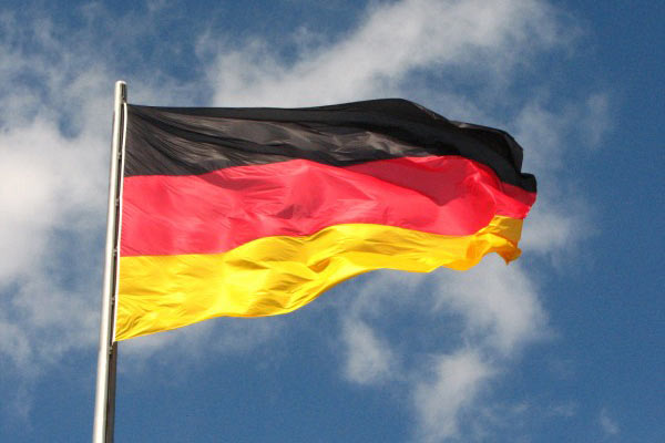 Almanya'da 'Yahudi' alarmı