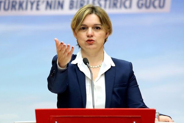 CHP'den, Rıdvan Dilmen'in 'Evet' kampanyasına tepki