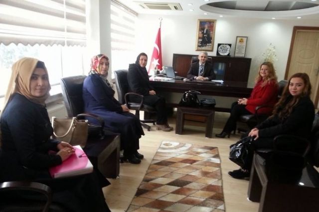 Kula AK Parti teşkilatından Kaymakam Güven'e ziyaret