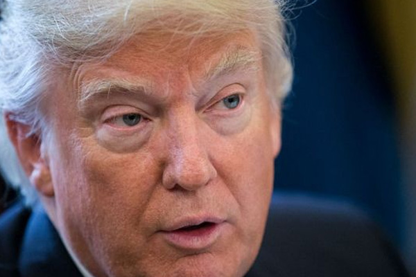 Trump'a teslim aldığı 'nükleer kodlar' soruldu