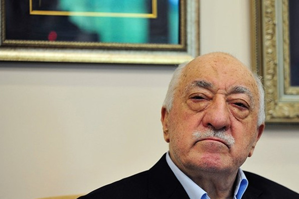 Gülen, gönderdiği mektupla Trump'ı tehdit etti