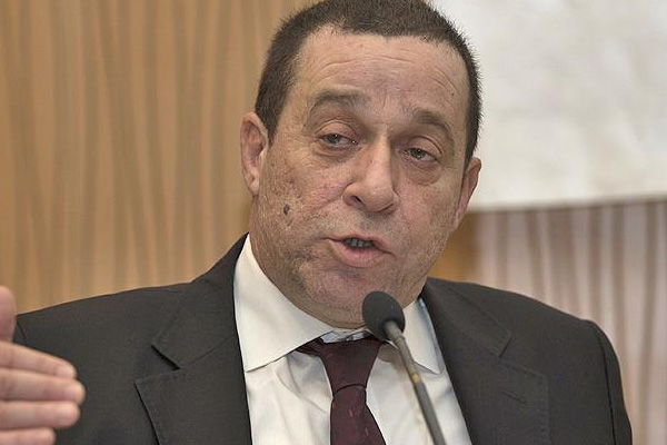 Denktaş: Kıbrıs'ta çözüm olmaz