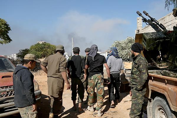 Suriyeli gruplar arasında kriz