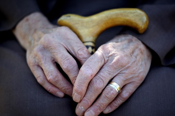 Alman nüfusu eriyor