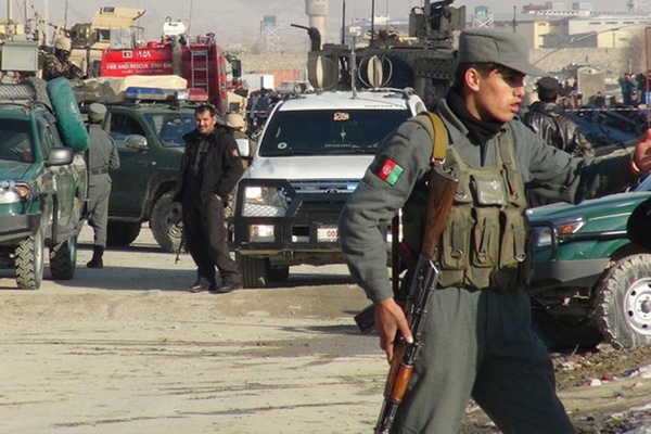 Afganistan ile Pakistan arasında çatışma