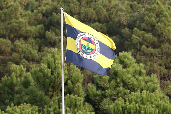 Fenerbahçe'den ayrıldı 'en iyi' seçildi