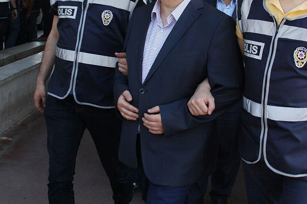 DBP'li belediye başkanı gözaltında