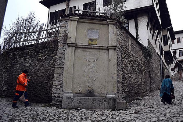 Tarihi Osmanlı çeşmeleri suya kavuşacak