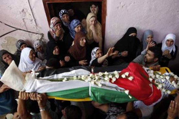 İsrail'in naaşını alıkoyduğu Filistinli defnedildi