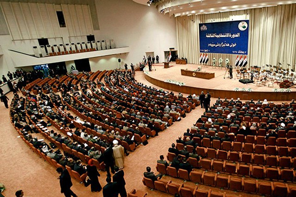 Irak meclisi 'silah ruhsatı yasasını' onayladı