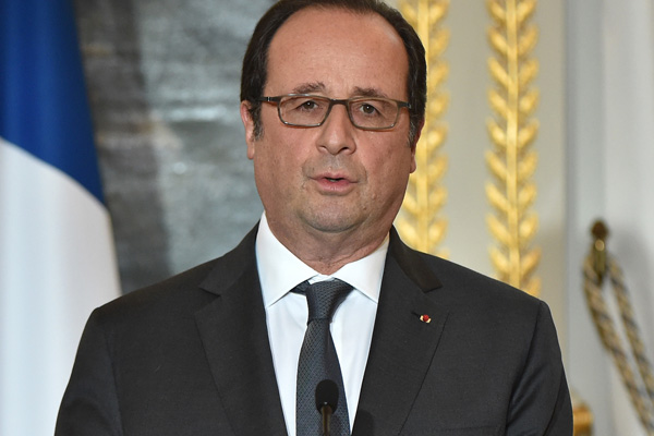 Hollande ABD Başkanı Trump ile görüştü