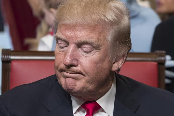 Trump'ın göçmen kararı askıya alındı