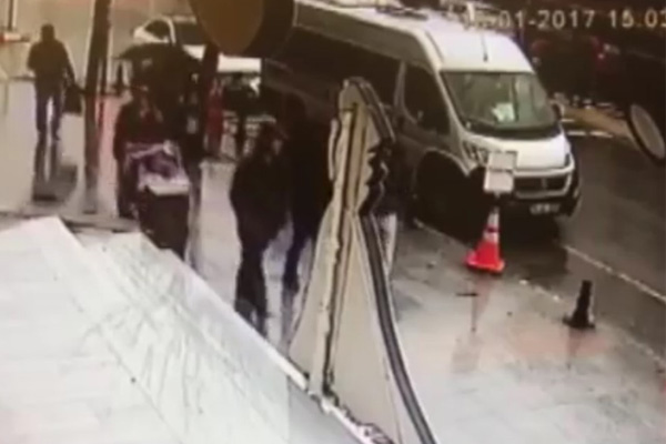 Sosyal medya sapığı Sultanbeyli'de yakalandı