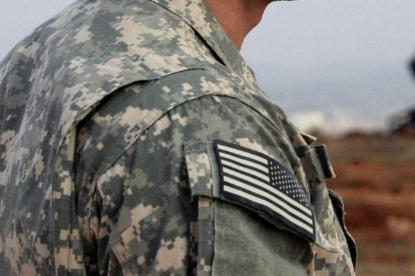 El Kaide bir ABD askerini esir aldı