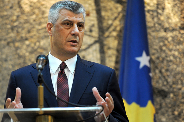 'Sırbistan Kosova'nın kuzeyinde silah dağıtıyor'