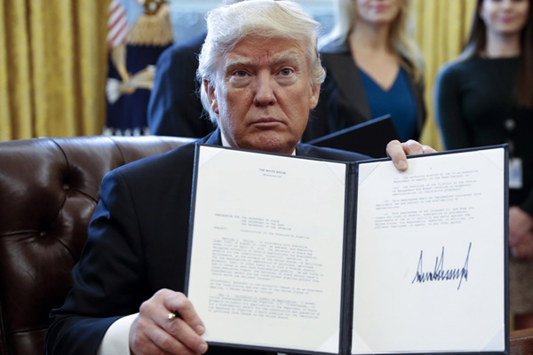 AB'nin aklındaki soru: Trump'ın göçmen kararı Avrupalıları etkiliyor mu?
