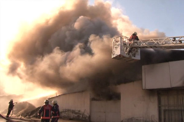 İstanbul’da korkutan yangın