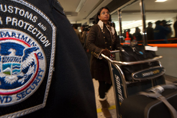 ABD'de 5 yaşındaki Müslüman çocuk havalimanında kelepçelendi