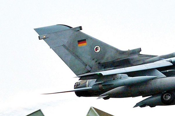 Almanya'dan Türkiye'ye sansürlü PKK görüntüsü