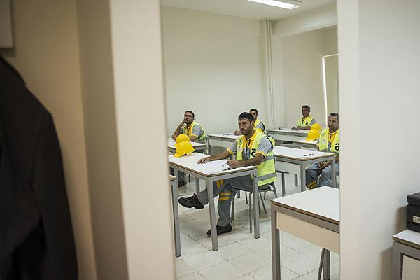 Özel mesleki yeterlilik kursları MEB'e bağlandı