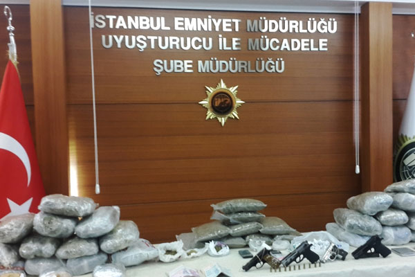 İstanbul’da dev uyuşturucu operasyonu: 90 gözaltı