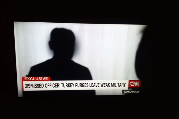 CNN'e röportaj veren darbeci askerin kimliği belli oldu
