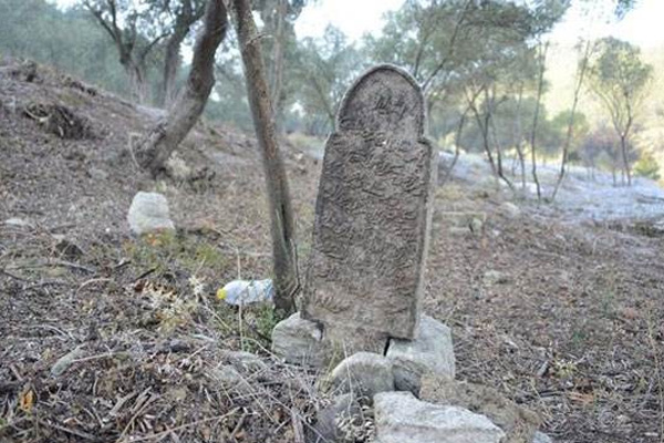 Mezarı 102 yıl sonra bulundu