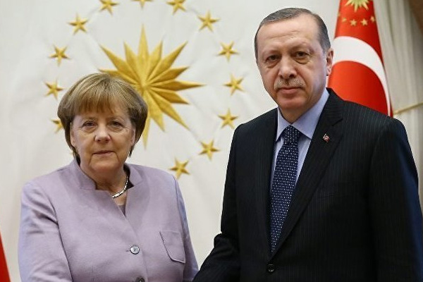 Erdoğan-Merkel görüşmesi başladı