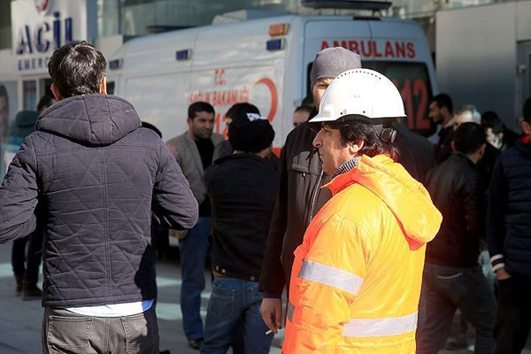 Tıp öğrencisi, çalıştığı inşaatta hayatını kaybetti