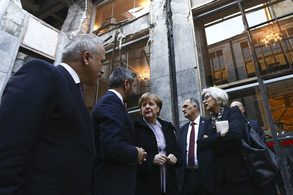 Merkel'den TBMM'ye ziyaret