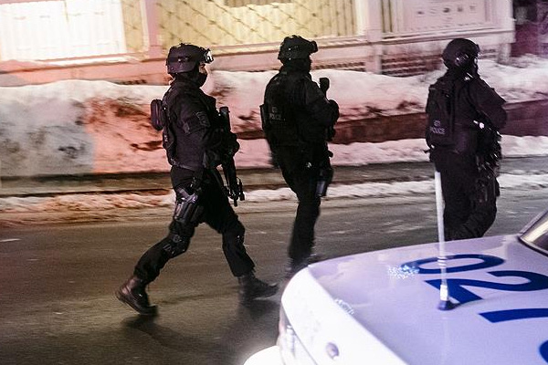 Kanada'da yine cami saldırısı