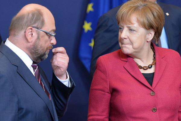 Başbakan adayı Schulz, halk desteğinde Merkel'i geçti