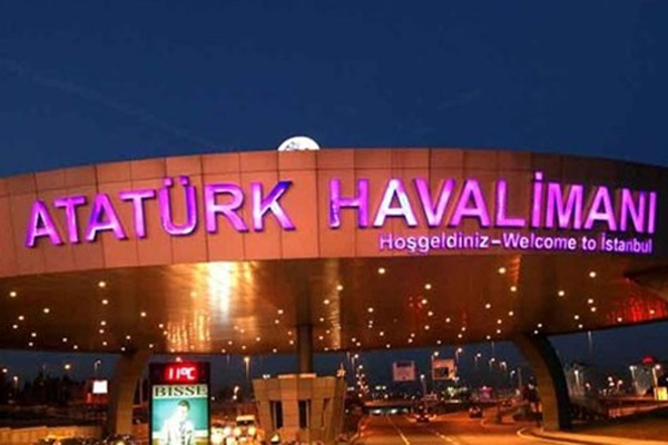 Atatürk Havalimanı'nda şüpheli minibüs alarmı