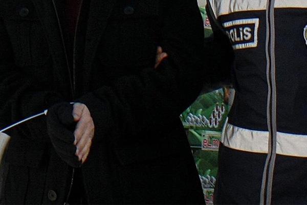 İzmir'de eylem hazırlığındaki 8 kişi yakalandı