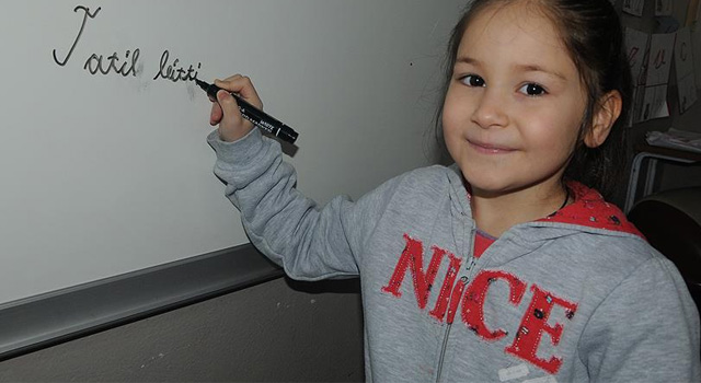 18 milyon öğrenci yarın ders başı yapacak