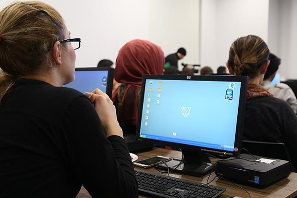 Bakan Işık'tan 'Pardus' daveti