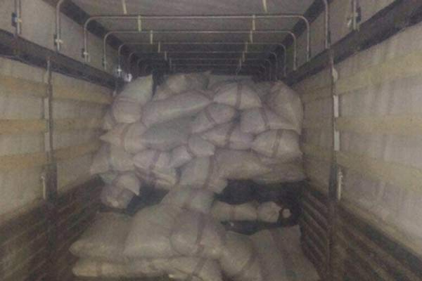 8 ton 660 kilogram kaçak çay ele geçirildi